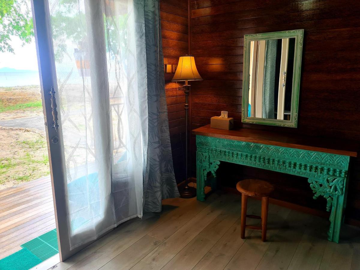 Beach House Penida Ped Екстер'єр фото