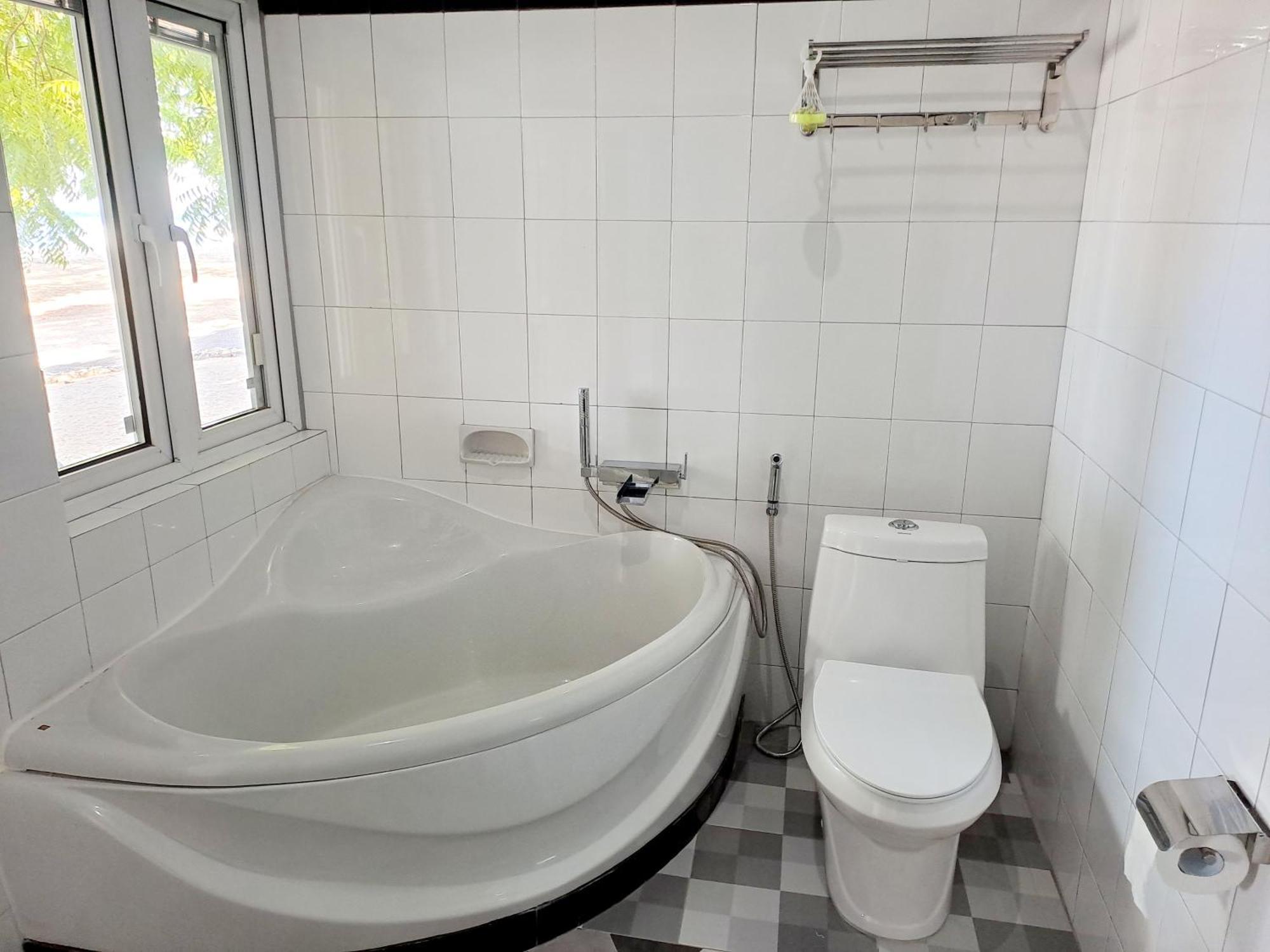 Beach House Penida Ped Екстер'єр фото